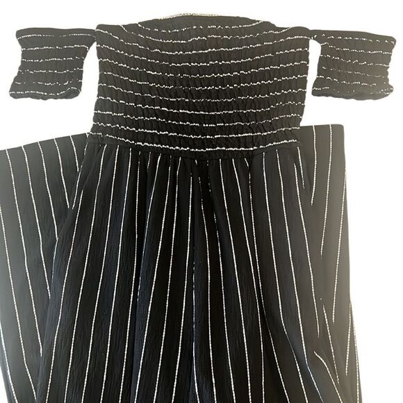 Altar'd Stat Black and White Off the Shoulder Wide Leg Jumpsuit Size Medium - Picture 3 of 10